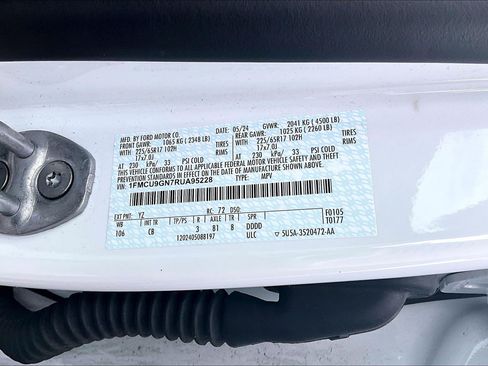 Certified 2024 Ford Escape Active AWD/4WD image 35