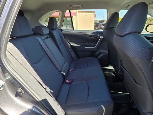 Used 2025 Toyota RAV4 LE AWD/4WD image 14