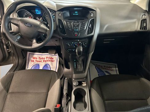 Used 2014 Ford Focus S image 18