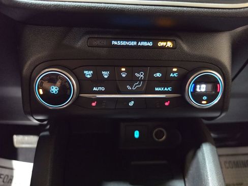 Used 2020 Ford Escape SEL AWD/4WD image 16