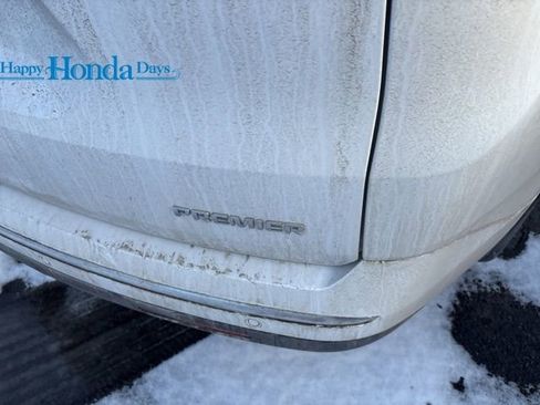 Used 2020 Chevrolet Traverse Premier image 18