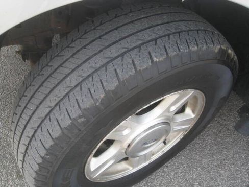 Used 2012 Ford Expedition XL w/ HD Trailer Tow Pkg AWD/4WD image 27