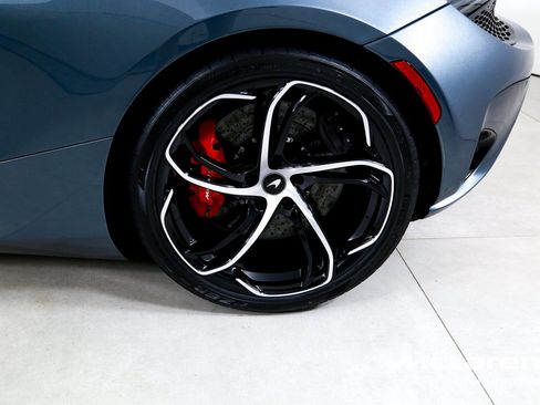 Used 2025 McLaren 750S RWD image 25
