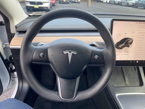 Used 2023 Tesla Model 3 Standard Range RWD image 14