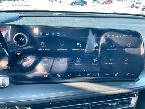 New 2026 Chevrolet Traverse LT w/ Driver Confidence Package image 12