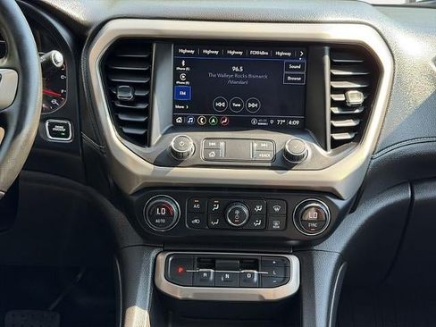Used 2023 GMC Acadia Denali w/ Black Diamond Edition AWD/4WD image 22