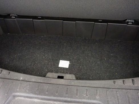 Used 2009 Chevrolet Traverse LTZ image 17