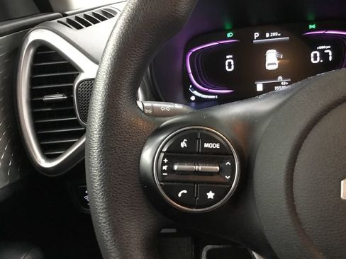 Used 2024 Kia Soul LX w/ LX Technology Package image 28