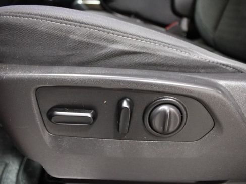 Used 2021 Chevrolet Silverado 2500 LT w/ Texas Edition image 20