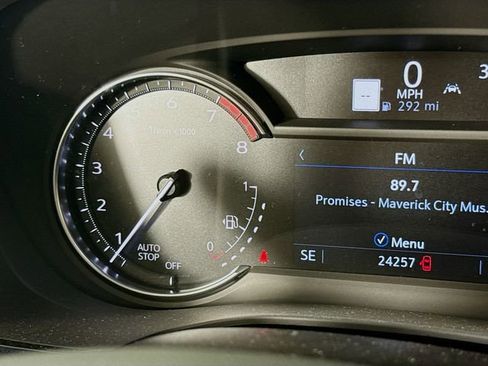 Used 2024 Cadillac XT6 Premium Luxury image 13