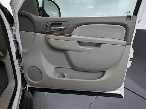 Used 2011 Chevrolet Tahoe LT w/ Luxury Package image 47