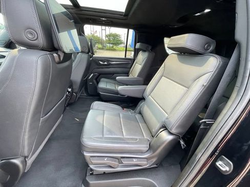Certified 2024 GMC Yukon XL Denali w/ Advanced Technology Package AWD/4WD image 19