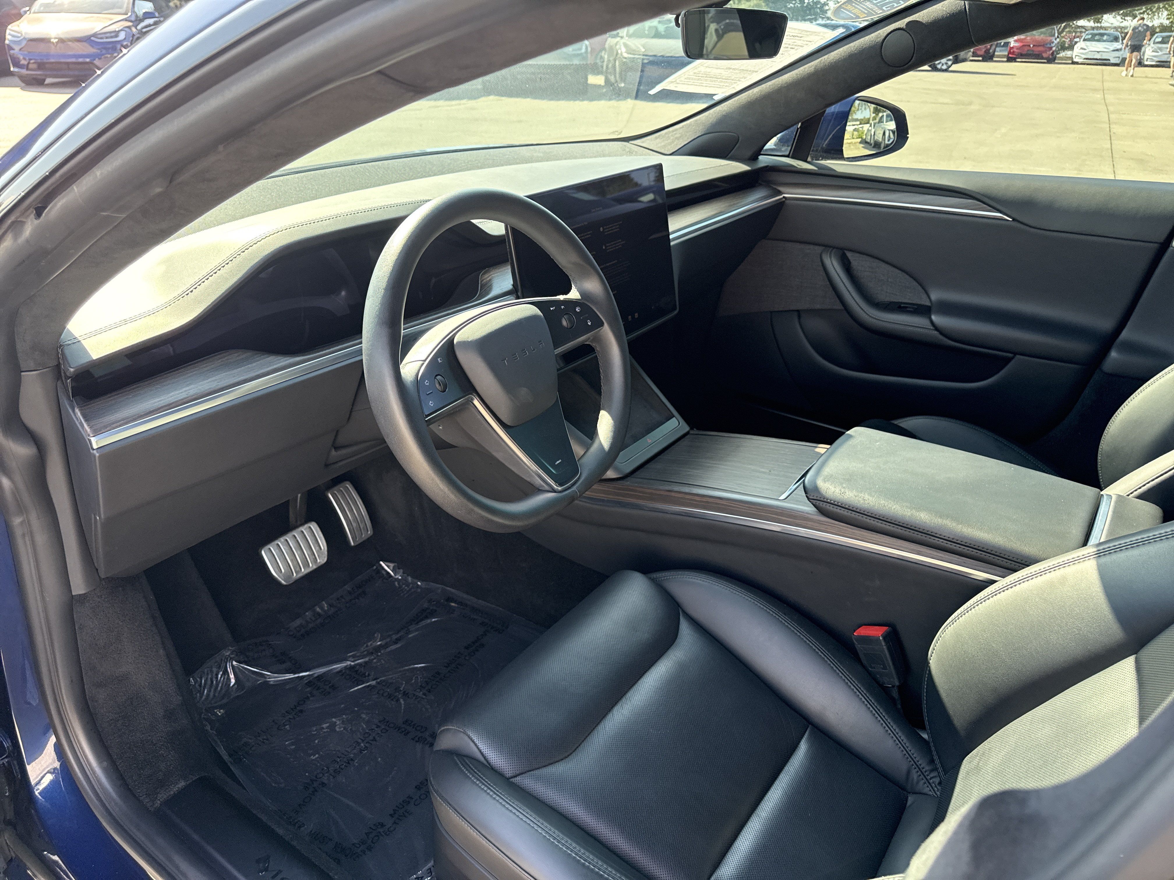 Used 2023 Tesla Model S Standard Range AWD/4WD image 3