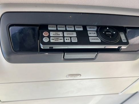 Used 2013 Honda Odyssey Touring image 11