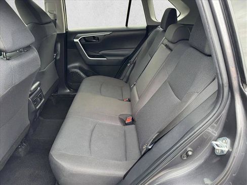 Certified 2024 Toyota RAV4 LE AWD/4WD image 17