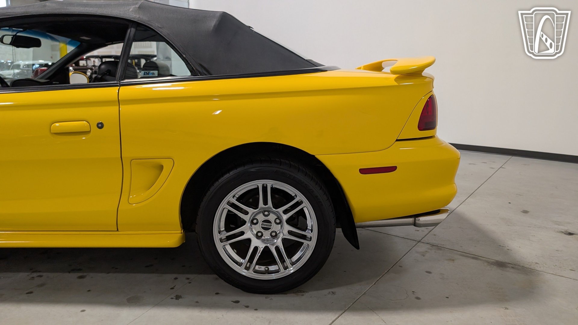 Used 1998 Ford Mustang GT RWD image 32