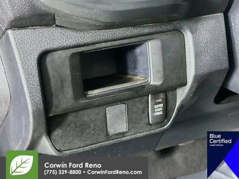 Used 2017 Toyota Tacoma SR AWD/4WD image 13