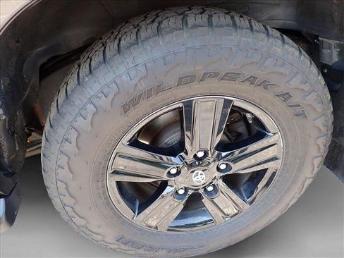 Used 2014 Toyota Land Cruiser AWD/4WD image 7