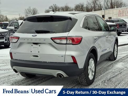 Certified 2020 Ford Escape SE image 11