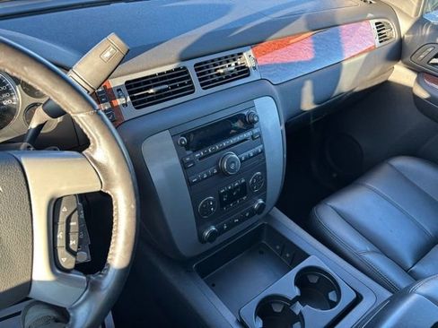 Used 2008 GMC Sierra 2500 SLT w/ Z71 Off-Road Package image 34