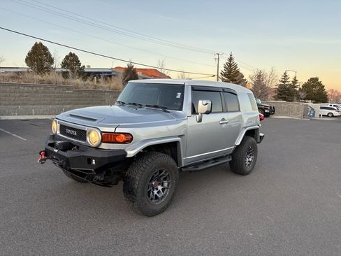 Used 2007 Toyota FJ Cruiser Base image 7