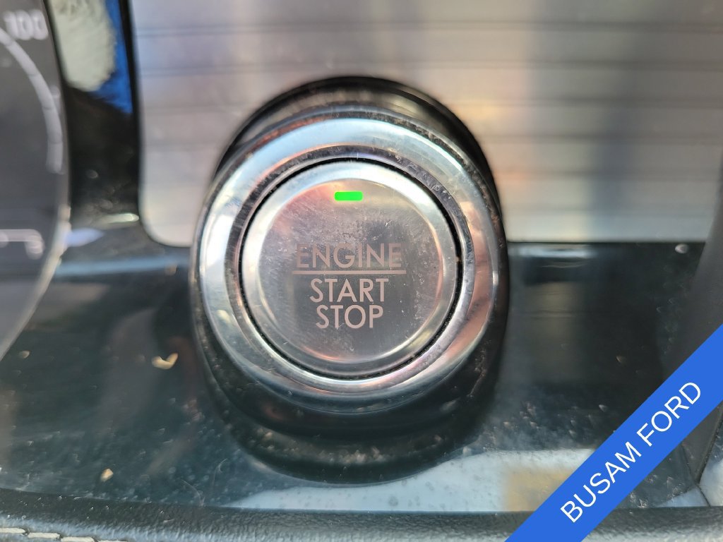 Used 2020 Lincoln Corsair FWD w/ Premium Package image 28