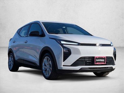 New 2027 Chevrolet Bolt LT w/ Comfort Package image 3