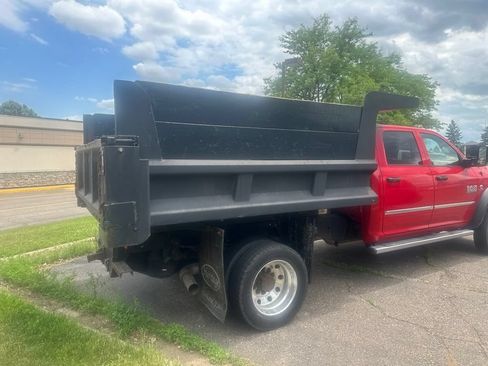 Used 2018 RAM 5500 Tradesman w/ Chrome Appearance Group AWD/4WD image 9