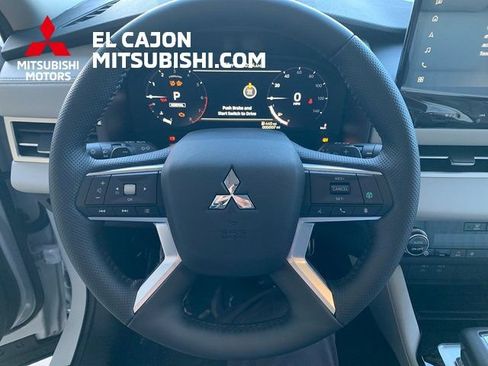 New 2026 Mitsubishi Outlander SEL FWD image 15