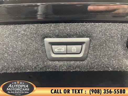 Used 2021 BMW 530i xDrive w/ Convenience Package image 19