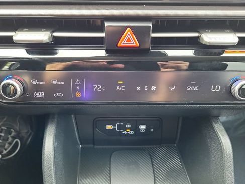 Certified 2026 Kia Sportage EX FWD image 23