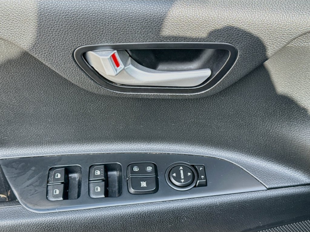 Used 2019 Kia Rio S FWD image 20