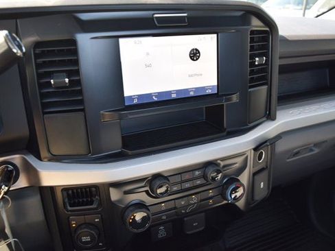 New 2026 Ford F250 XL w/ XL Chrome Package image 8