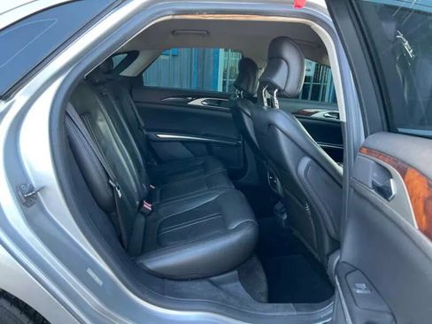 Used 2013 Lincoln MKZ Sedan 4D image 13