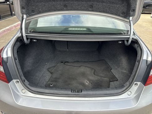 Used 2017 Honda Accord Touring image 18