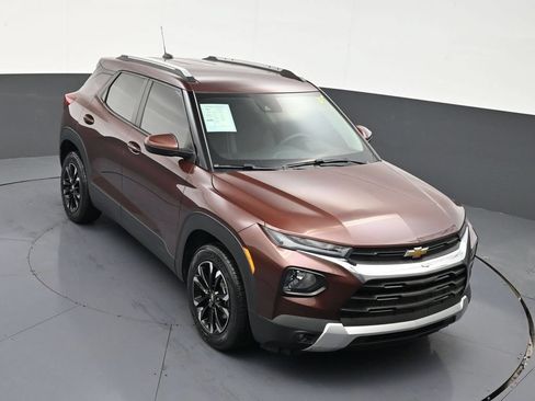 Used 2022 Chevrolet TrailBlazer LT FWD image 18