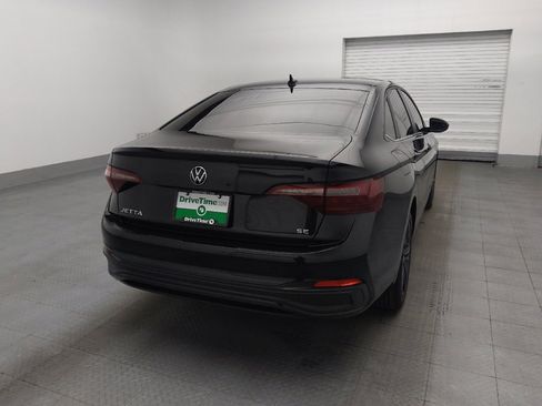 Used 2024 Volkswagen Jetta SE w/ Panoramic Sunroof Package FWD image 7