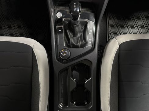 New 2026 Volkswagen Taos SE AWD/4WD image 36