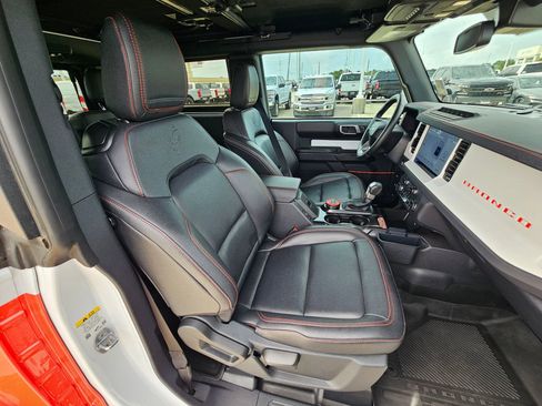 Used 2025 Ford Bronco Stroppe Edition AWD/4WD image 29