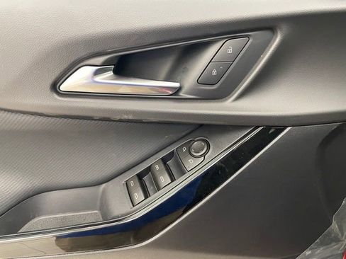 New 2026 Chevrolet Equinox LT w/ Safety and Technology Package AWD/4WD image 9