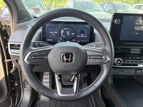 Used 2025 Honda Prologue Touring image 26