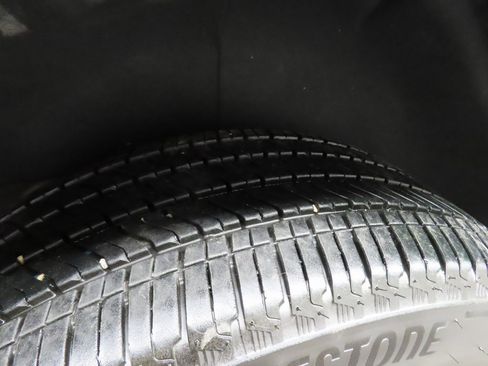 Used 2025 GMC Yukon Denali image 39