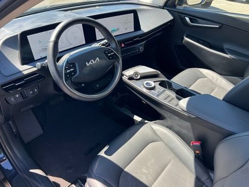 Certified 2024 Kia EV6 Light AWD/4WD image 17