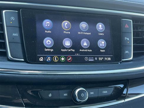 Certified 2024 Buick Enclave Essence image 18