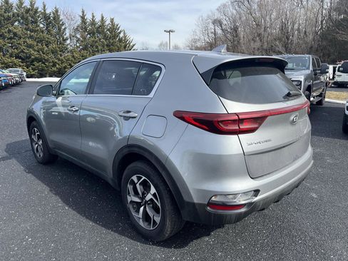 Used 2020 Kia Sportage LX image 5