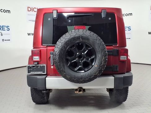 Used 2012 Jeep Wrangler Unlimited Sahara w/ Trailer Tow Group AWD/4WD image 5