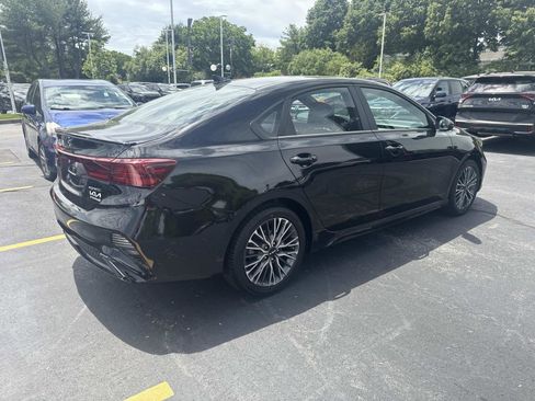 Used 2023 Kia Forte GT-Line FWD image 8