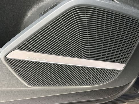 Used 2020 Audi Q5 Prestige AWD/4WD image 25
