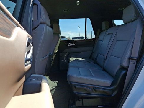 Certified 2023 Chevrolet Tahoe LT AWD/4WD image 11