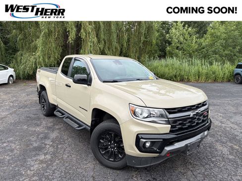 Used 2022 Chevrolet Colorado Z71 w/ Trail Boss Package AWD/4WD image 1